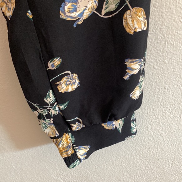 Black Floral joggers , XL - Picture 5 of 9